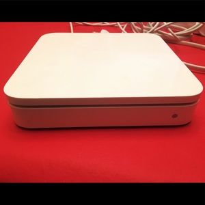 Apple AirPort Extreme Base Station (router)